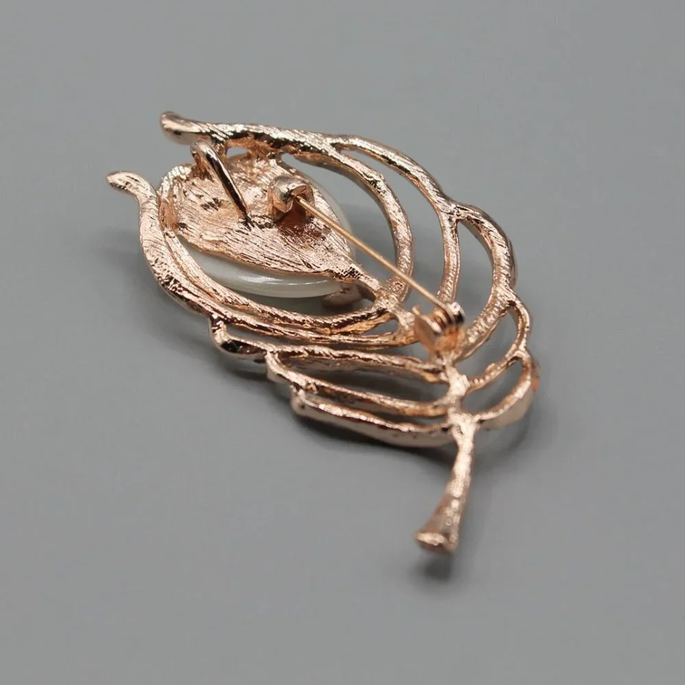 Jewelry pin brooch pendant feather elegant rose gold tone crystals fashion new